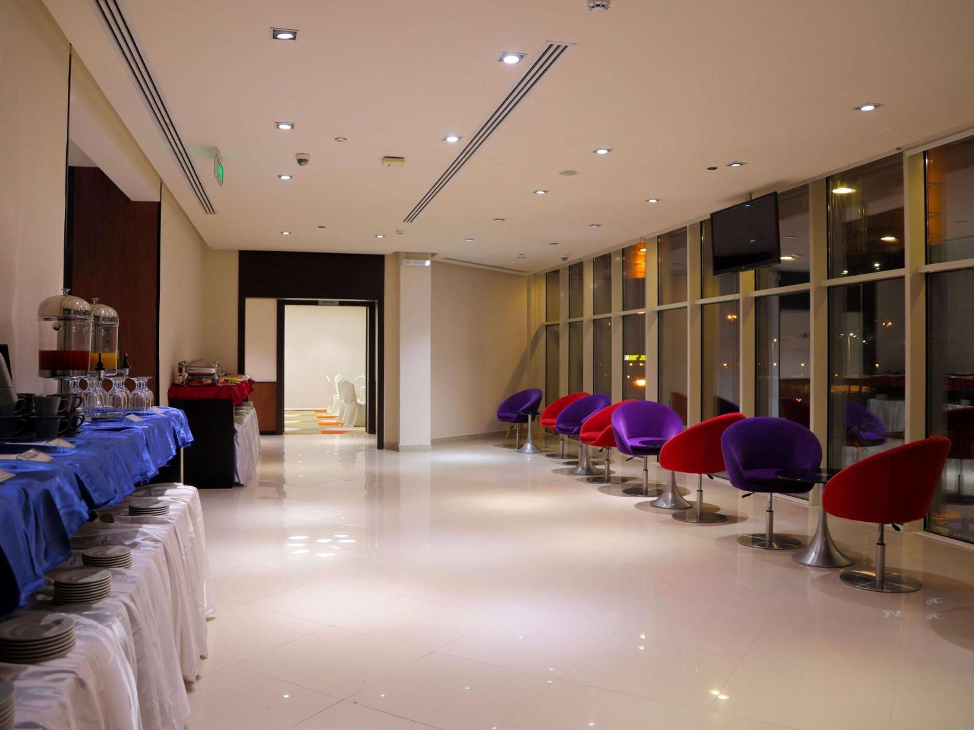 Novotel Suites Riyadh Centre Exterior foto